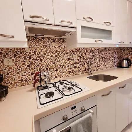 Appartamento Spacious 3br Retreat Modern Comfort *