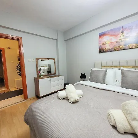 Spacious 3br Retreat Modern Comfort Apartment